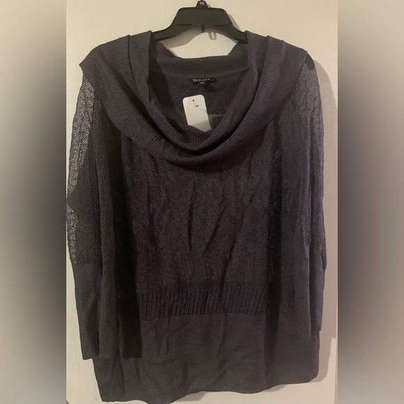 Plus Size Timeless By Naeem Khan Sweater - Picture 1 of 4